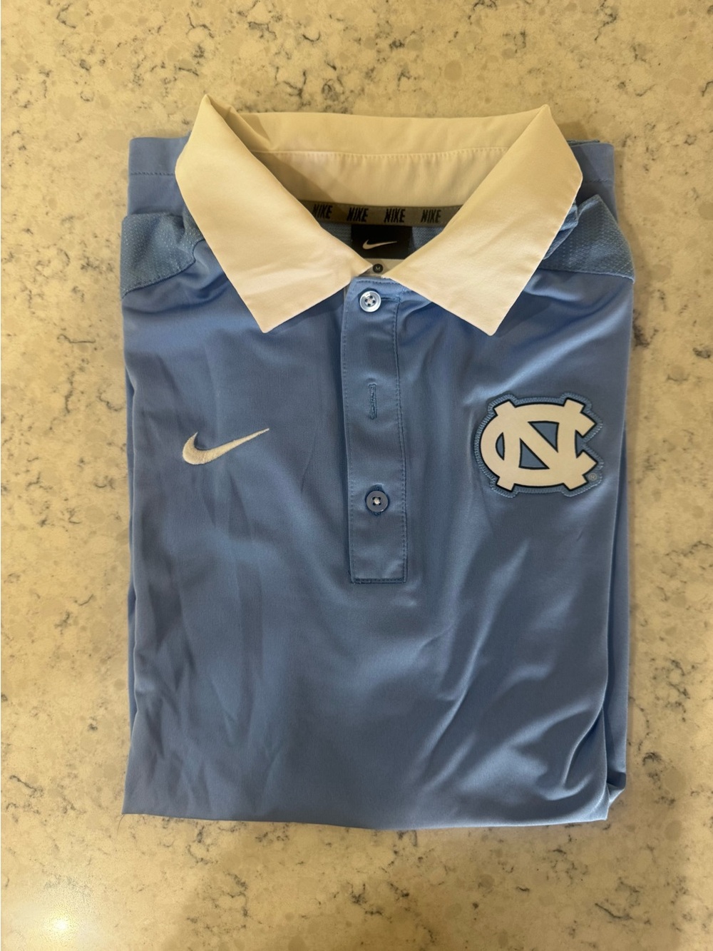 Nike Men’s Carolina Blue Polo with White Collar | Men’s Medium